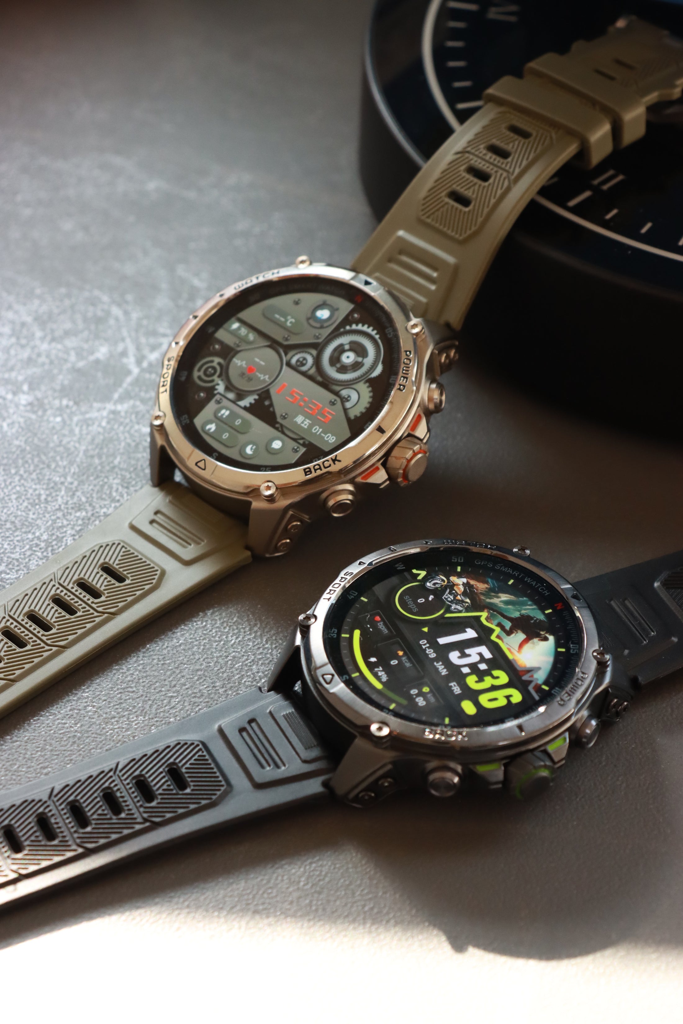 Large & Bright AMOLED Display